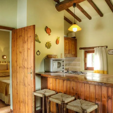 La Bruna Di Spoleto Chateau Sleeps 30 With Pool Air Con And Wifi * Solfagnano Parlesca