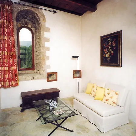 Nyaraló La Bruna Di Spoleto Chateau Sleeps 30 With Pool Air Con And Wifi Solfagnano Parlesca